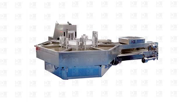 大蜜丸全自動(dòng)蘸蠟機(jī)設(shè)備