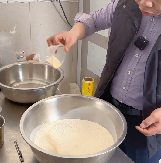 包子餃子一體機和發面方法 包子餃子一體機和發面方法